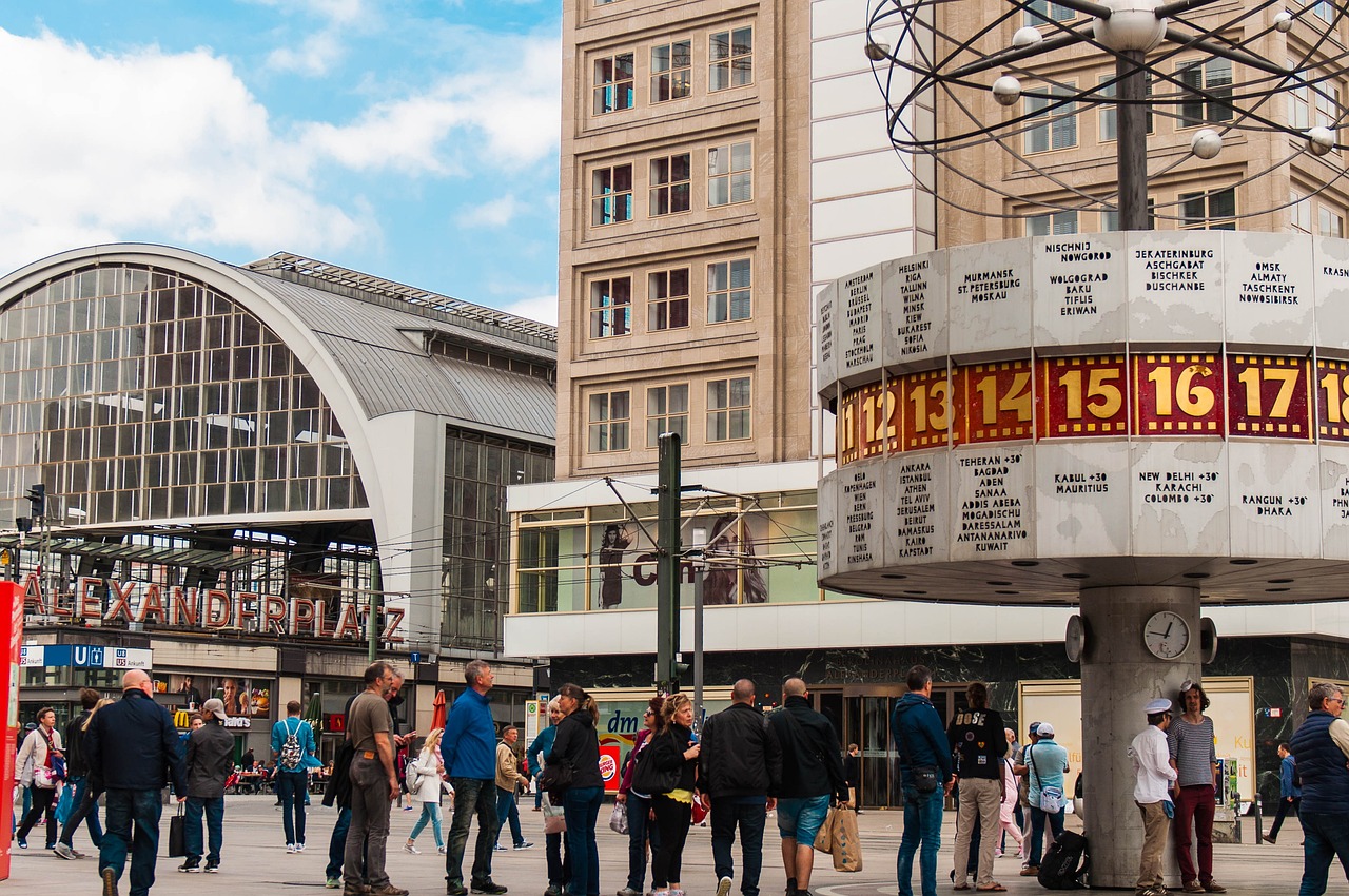 北京马拉松线路，城市脉搏的跃动之旅