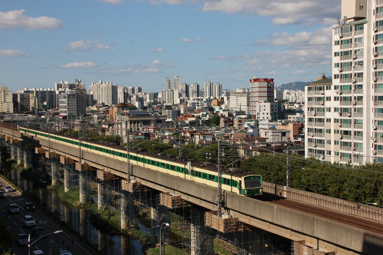 南京马拉松地铁，城市跃动的脉搏